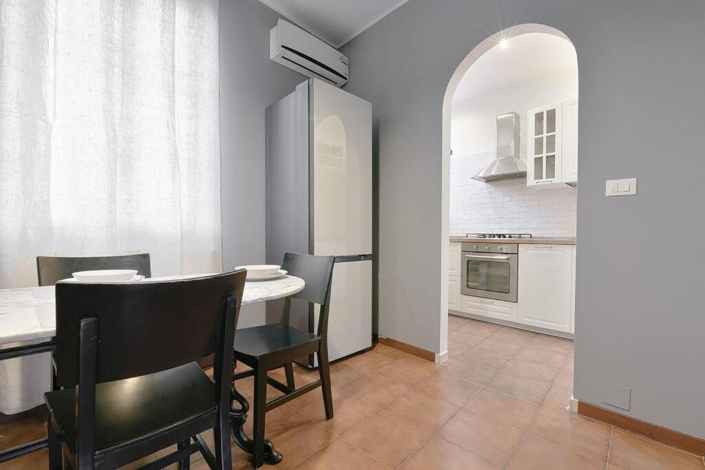 Nettuno 5 Stelle- Appartamento Elegante Con Suite Bologna Exterior photo